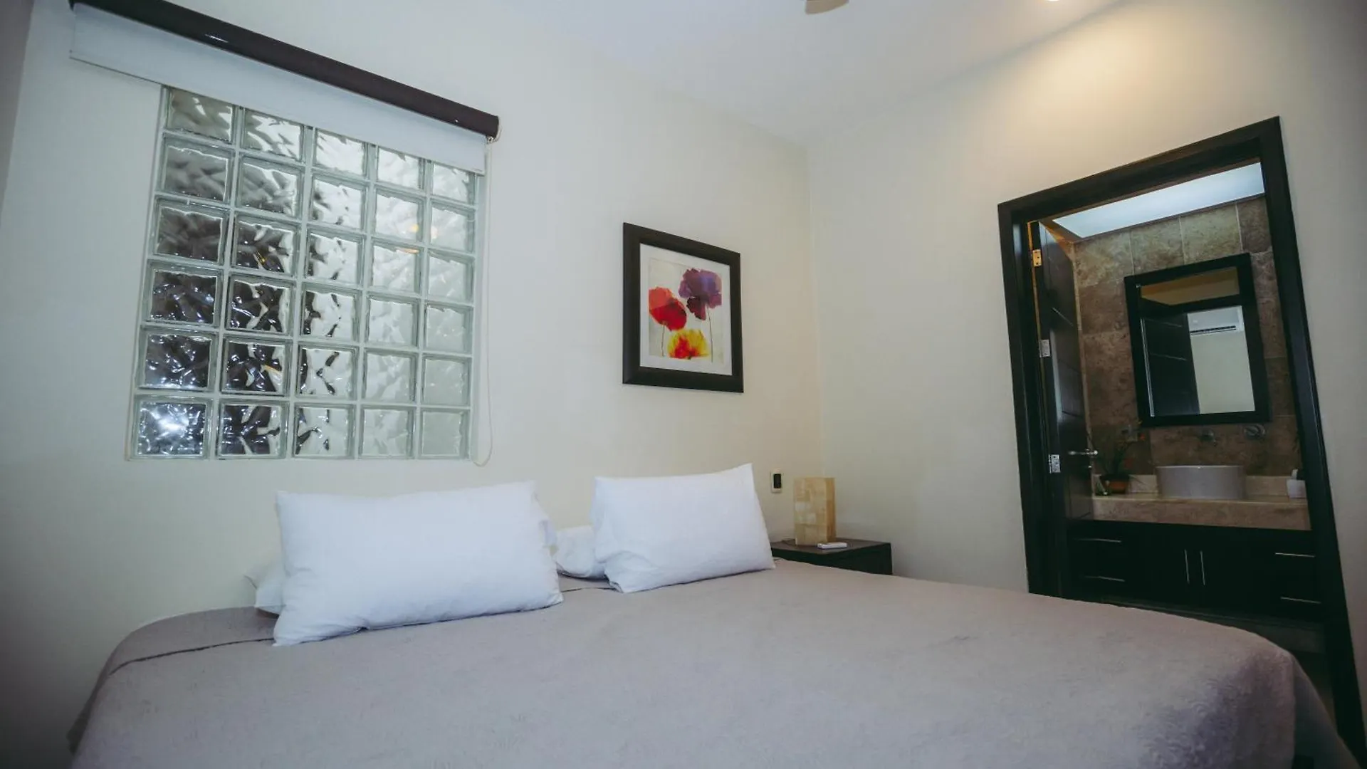 El Faro 204 Surf Two Bedrooms Apartment Ocean Front Playa del Carmen Mexico