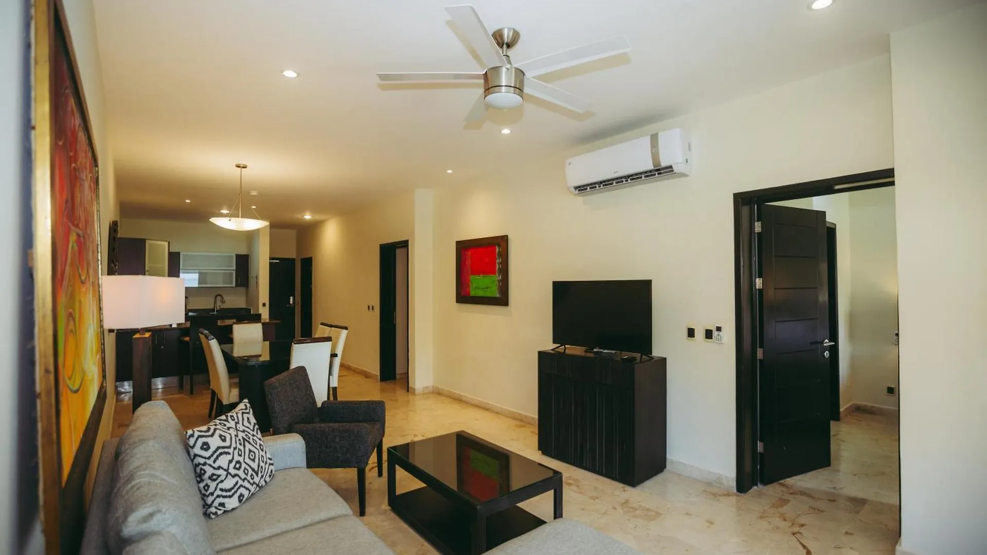 El Faro 204 Surf Two Bedrooms Apartment Ocean Front Playa del Carmen Mexico