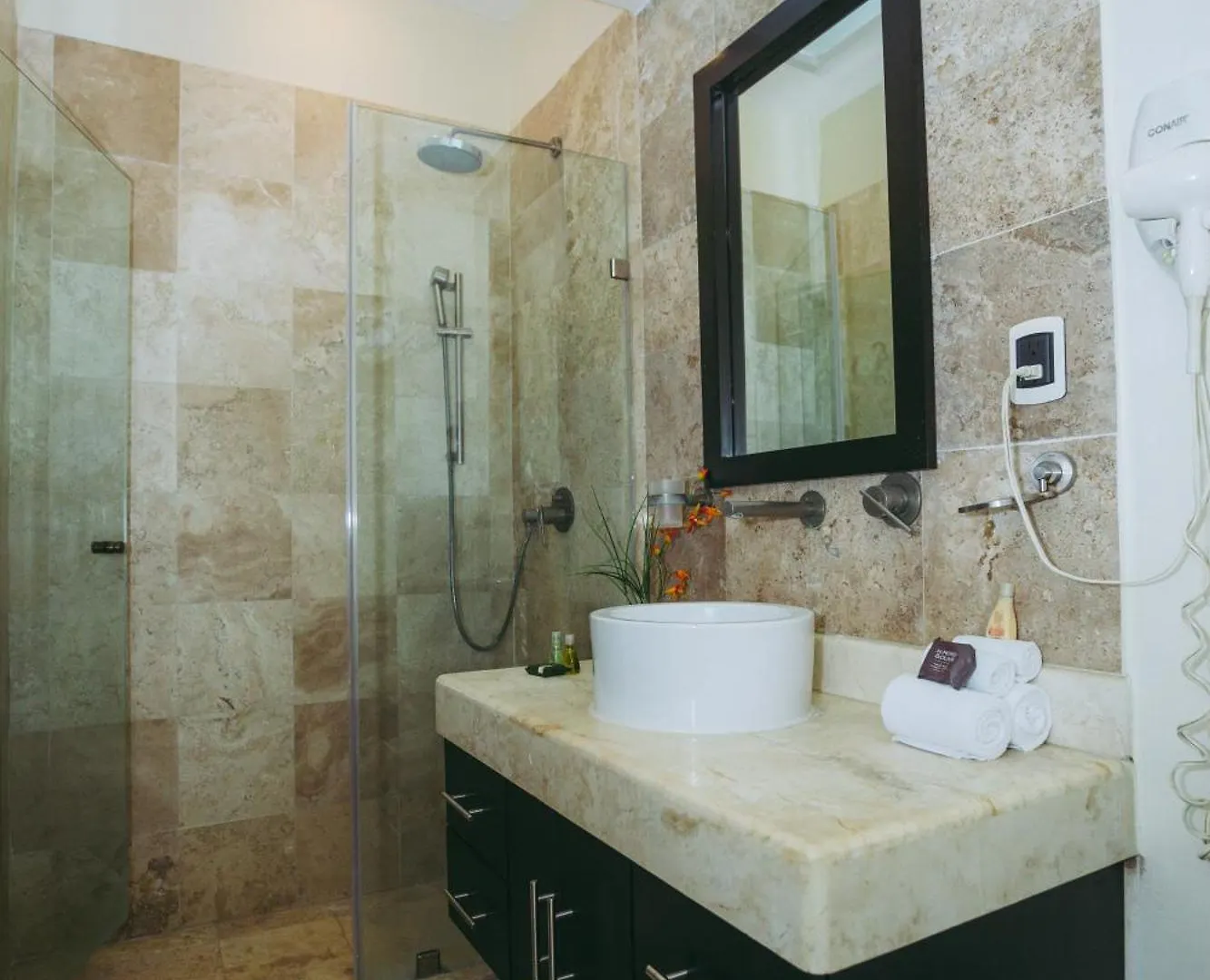 El Faro 204 Surf Two Bedrooms Apartment Ocean Front Playa del Carmen